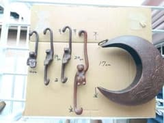 本場南部鉄器】吊り三日月 花瓶 猿手のフック4個セット 0.9キログラム