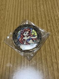 ディズニー アリエル ステンドグラス風 缶バッジのサムネイル