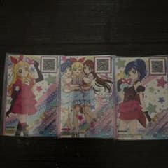 アイカツ マスカレード 星宮いちご 霧矢あおい 紫吹蘭 soleil フルコーデのサムネイル