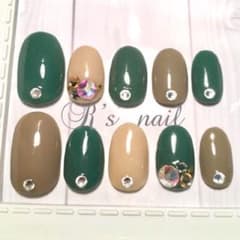 #22  グリーン♡スワロフスキー♡ジェルネイル♡ショートのサムネイル