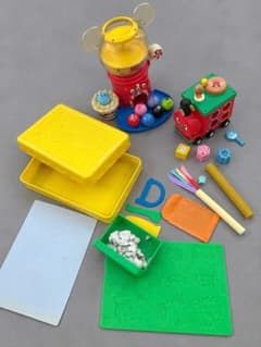 おもちゃ まとめ売り SLマン ミッキー ガチャガチャ お道具箱