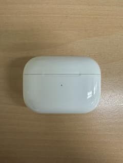 カニ様専用　AirPods pro 第1世代(Lightning端子)のサムネイル