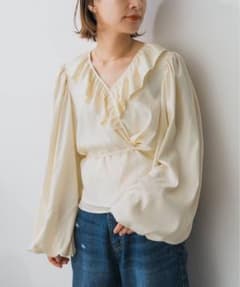 Spick & Span Higuchi*S 카슈쿠르프릴블라우스