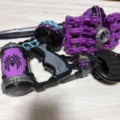 王様戦隊キングオージャー クモノスレイヤーのサムネイル