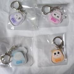 FRUITSZIPPER ラッフル　だるま　アクリルキーホルダーのサムネイル