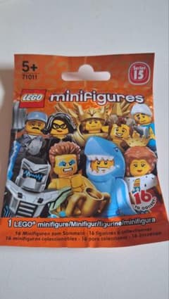 LEGO Minifigures Series 15 71011のサムネイル