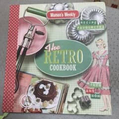 The Retro Cookbook Women's Weeklyのサムネイル