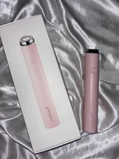 medicube 美顔器 本体のサムネイル