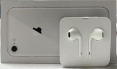 【新品】Apple純正品　iPhone付属イヤホン　Lightningコネクタのサムネイル