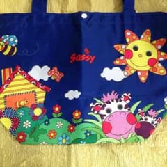 即購入ok!早いもの勝ち！ 新品未使用！Sassy トートバッグのサムネイル