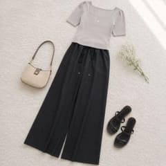 美品　LE MELANGE ルメランジュ 黒 イージーパンツ レディースのサムネイル