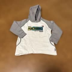 良品✨FILA キッズ パーカー 120cmのサムネイル