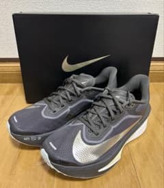 m70942912281_1.jpg?1757939552