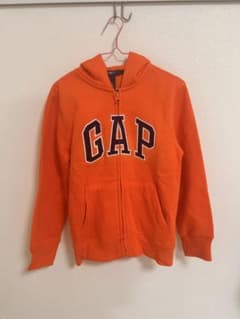 GAP KIDS オレンジ ジップパーカー 120cmのサムネイル