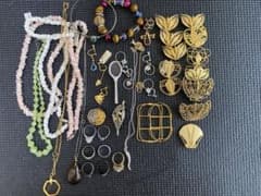 リ*ʔ様 遺品整理　アクセサリー　まとめ売りのサムネイル