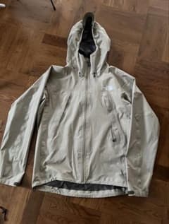 ノースフェイス クライムライトジャケット　極美品　XL ベージュ／タンのサムネイル