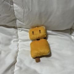 참새의 문 체결 볼 체인 첨부 인형