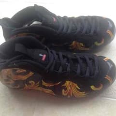 foamposite フォームポジット supremeのサムネイル