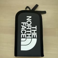 THE NORTH FACE ユーティリティポケット　スマホポーチのサムネイル