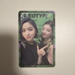 ITZY リュジン リア WANNABE トレカのサムネイル