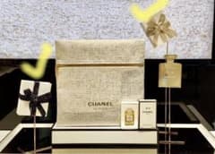 CHANEL シャネル店頭インテリア スタンド 4点セット2023X’mas限定 CHANEL シャネル店頭インテリア スタンド 4点セット2023X'mas限定