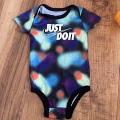 NIKE ベビー ロンパース 6-12M 68-80cmのサムネイル