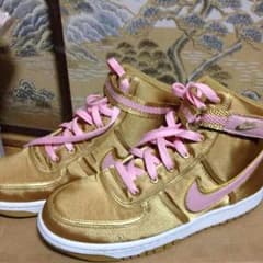 NIKE ハイカット スニーカーのサムネイル