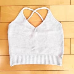 SISLEY ニットビスチェ クロスデザインのサムネイル