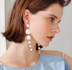 匿名配送/新品 大粒 パール風ピアス 華やか デート 結婚式 二次会 クリスマス