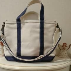 LL.Beanショルダー付きバックのサムネイル