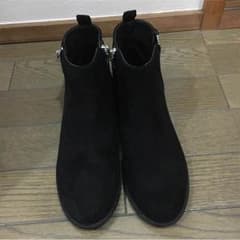 ★★ショートブーツ★★FOREVER21★新品！！！のサムネイル