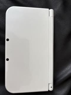 【動作確認済み】　美品　ニンテンドー3DS本体充電器付きのサムネイル