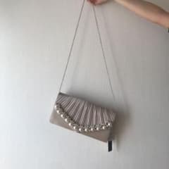 【STYLEBLOCK】シャンパンカラーのクラッチバッグのサムネイル