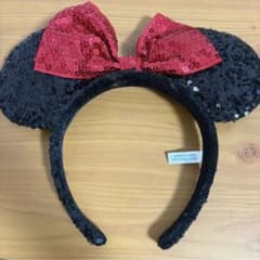 ディズニーミニー カチューシャ 黒 赤 スパンコール リボンのサムネイル