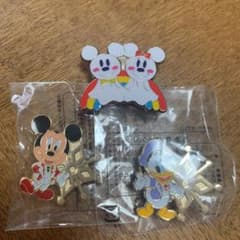 ディズニー　ピンバッジのサムネイル