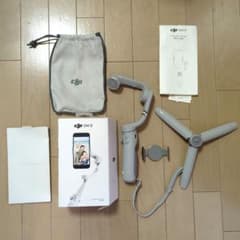 DJI OM 5 スマートフォンジンバルのサムネイル