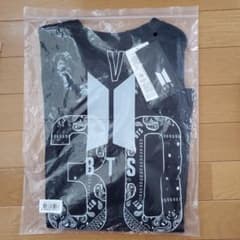 週末お値下げ★　テテ TEAM BTS Tシャツ
V テテ　テヒョン　（30）のサムネイル
