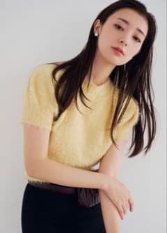 SNIDEL 半袖ニット イエローのサムネイル