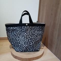 725F エルベシャプリエ パンサーブラン Lサイズ - メルカリ