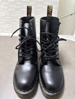 【新品未使用】Dr. Martens 8ホールブーツ 1460 UK9のサムネイル