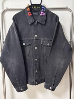 【美品】バレンシアガ‪・レインボー刺繍ロゴ入りデニムジャケットのサムネイル