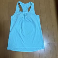 shanti ヨガウェア タンクトップ ライトブルー カップ付きのサムネイル