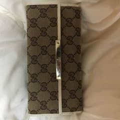 GUCCIのサムネイル