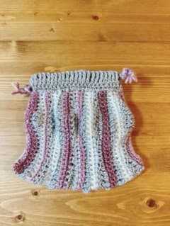 手編み なみなみ巾着ポーチ ボーダー ミックスカラー ハンドメイド 小物入れのサムネイル