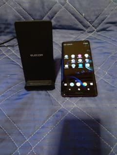 docomo XZ3 SO-01L ELECOM Wireless充電器のサムネイル