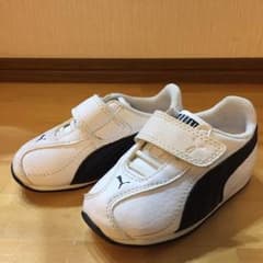 ほぼ未使用 カッコイイ プーマのサムネイル