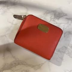 値下げしました！折りたたみ財布のサムネイル