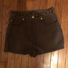 FENDI ✨ショートパンツのサムネイル