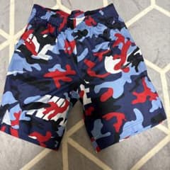 NIKE DRI-FIT カモフラ柄 ショートパンツ 140〜150センチのサムネイル