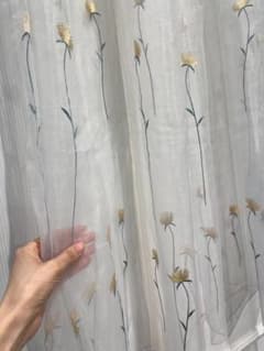 レースカーテン 花柄のサムネイル